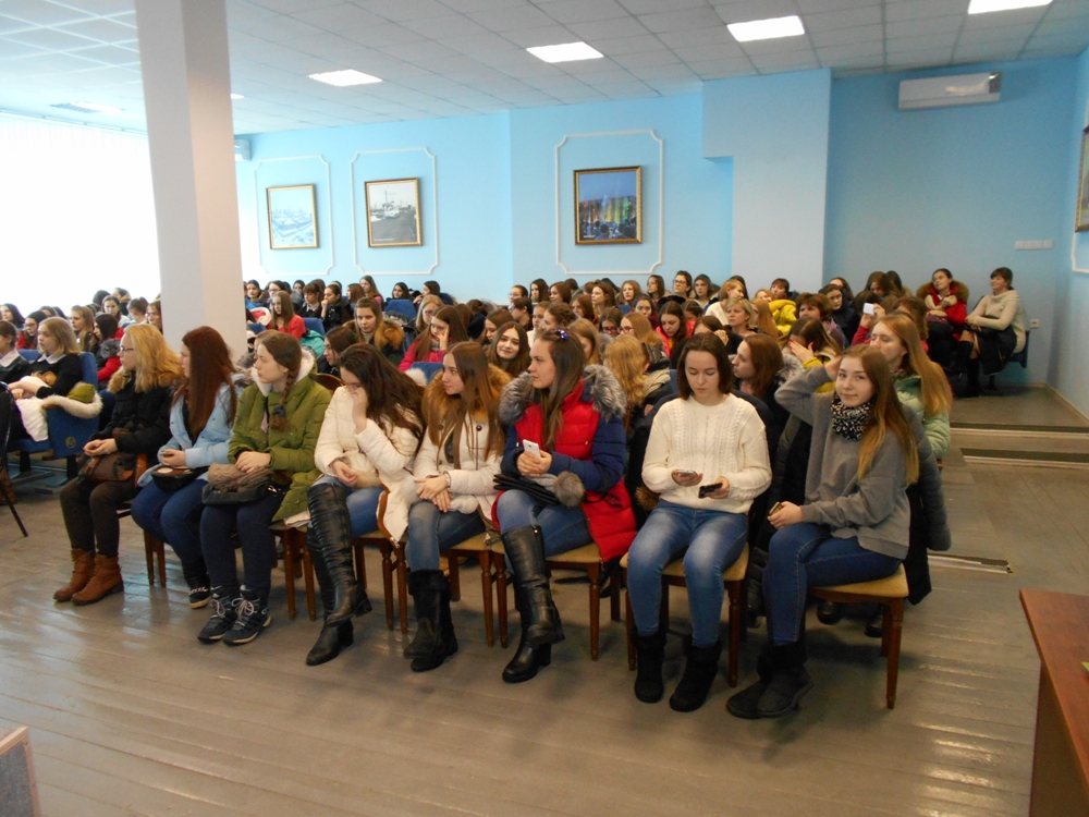 Встреча учащихся школ Пролетарского района с сотрудниками медицинских учреждений и комиссии по делам несовершеннолетних и защите их прав.